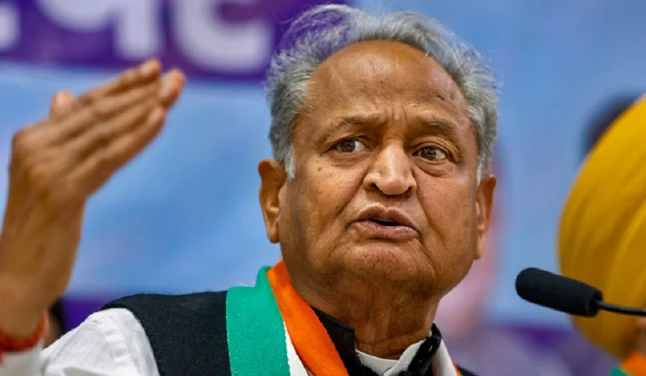 Rajasthan: पूर्व सीएम का बड़ा बयान, बेनीवाल और किरोड़ी दोनों दोस्त, मेरी सरकार गिराने के लिए घूमे थे दोनो साथ