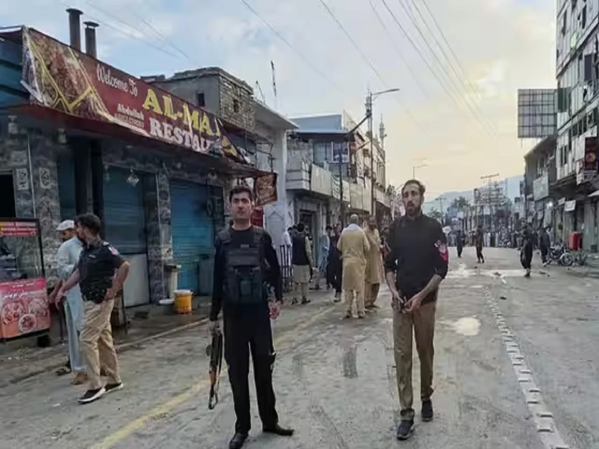 Pakistan: पुलिस स्टेशन के बाहर हुआ आत्मघाती हमला, 19 की मौत, 55 लोग घायल