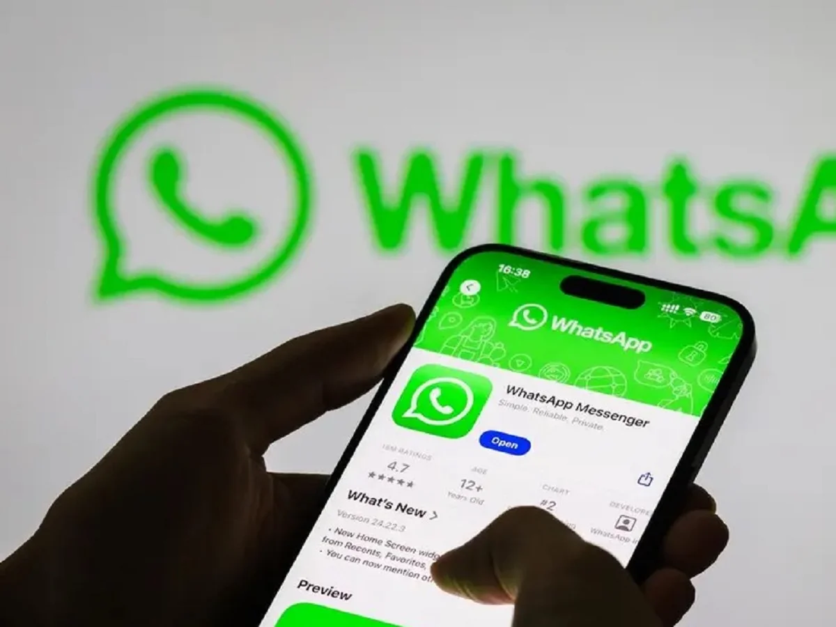 Tech Tips: WhatsApp की फोटो-वीडियो से भर गई है फोन की गैलरी तो इस प्रकार कर दें बंद