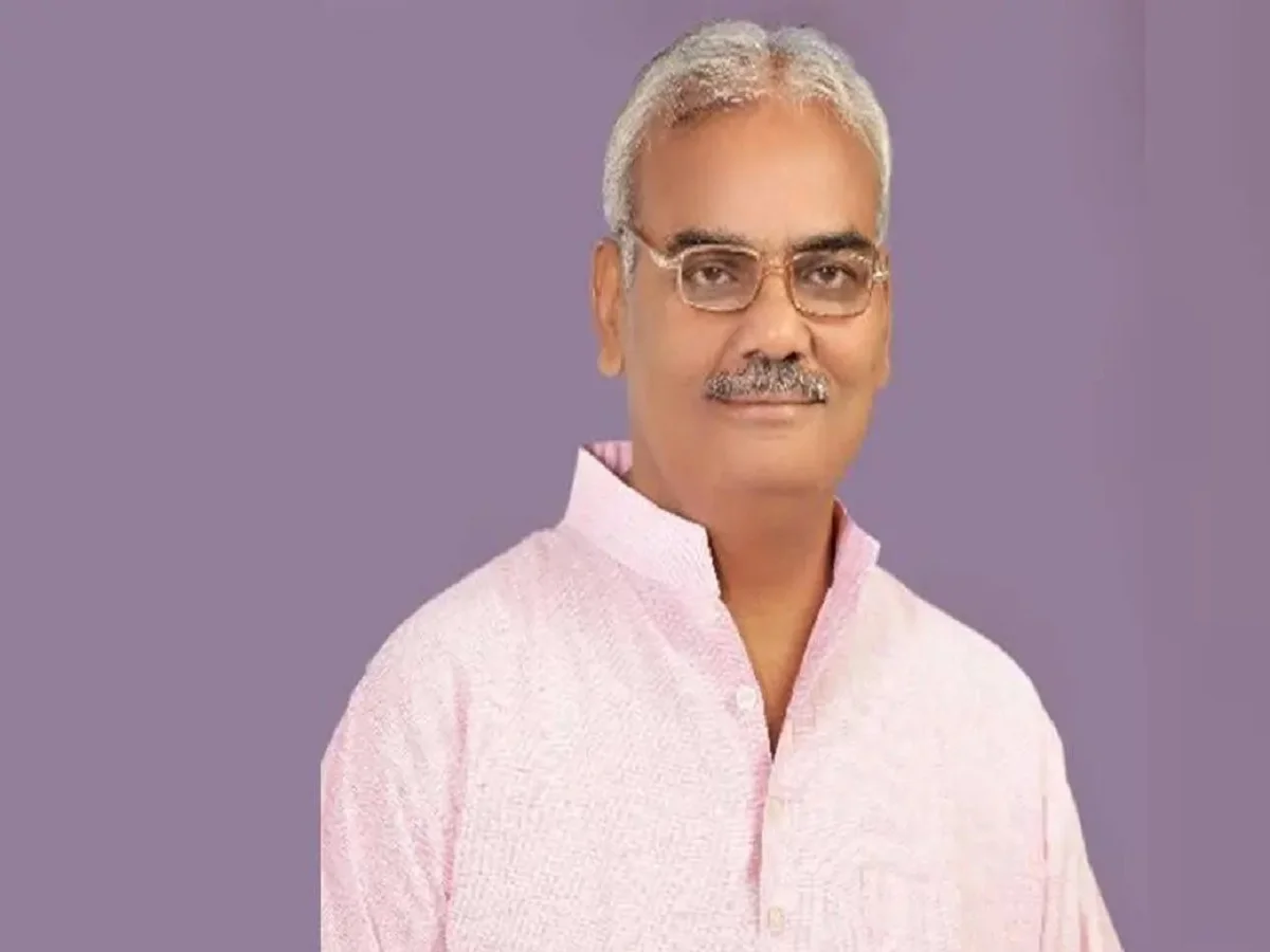 गहलोत और डोटासरा की बयानबाजी पर दिलावर ने कसा तंज, कहा- अगर यह शीत युद्ध गर्मियों के मौसम में चलता…