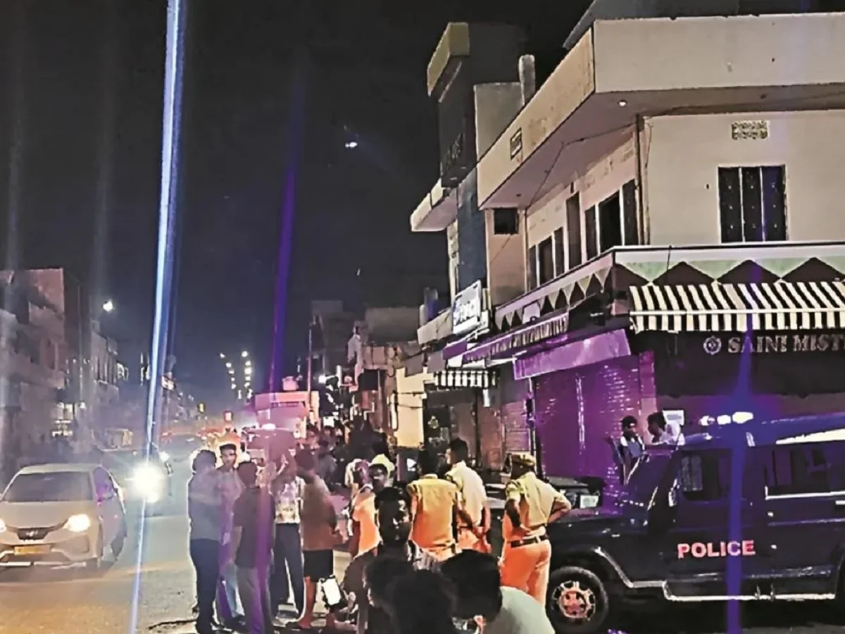 Jaipur: तेज रफ्तार कार की चपेट में आया बाइक सवार परिवार, पिता-बेटी की मौत, मां-बेटा गंभीर घायल