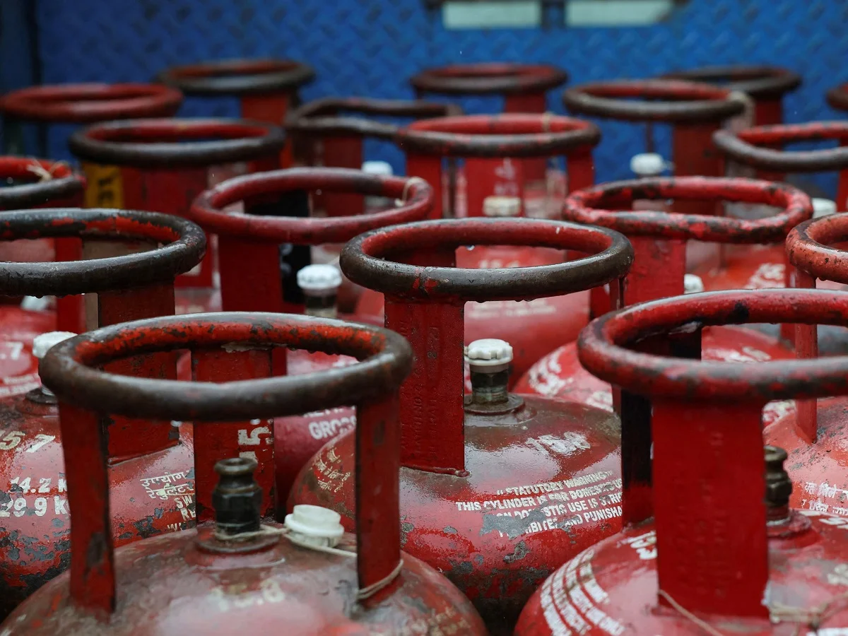  LPG सिलेंडर बुक करवाने की झंझट होगी खत्म, सरकार उठा रही है ये बड़ा कदम