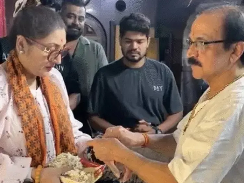Jaipur: गोविंदा की पत्नी सुनीता आहूजा ने किए काले हनुमानजी मंदिर में दर्शन