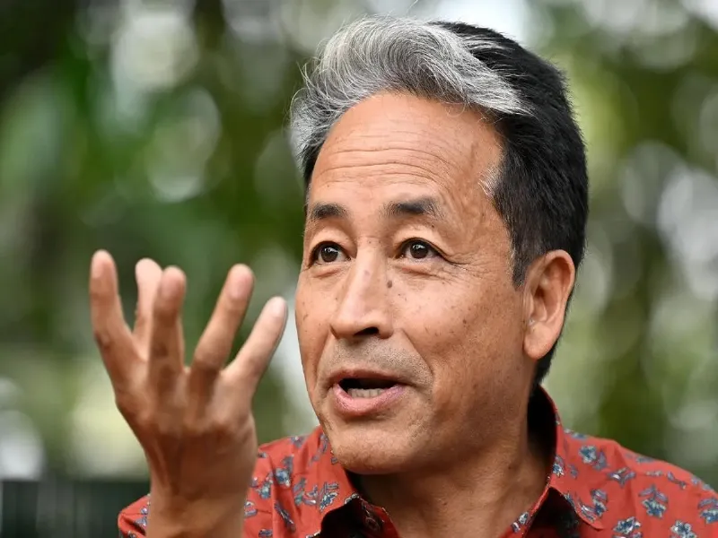 Sonam Wangchuk: वांगचुक ने कहा, वह चाहते थे राहुल गांधी उनका अनशन तुड़वाएं, बताया 20 जुलाई का और क्या प्लॉन था...