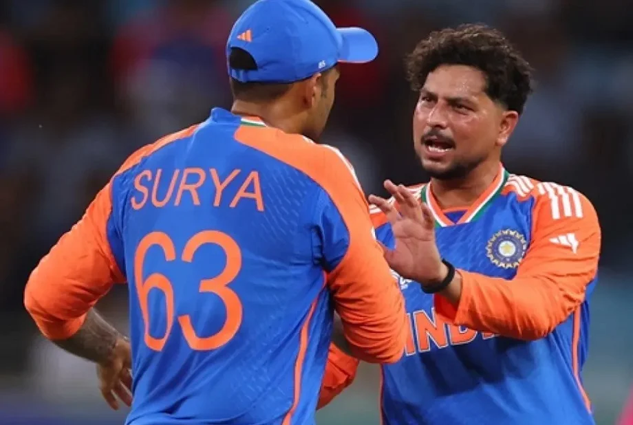 Asia Cup 2025: कुलदीप यादव ने तोड़ा पाकिस्तान के शादाब खान का ये रिकॉर्ड