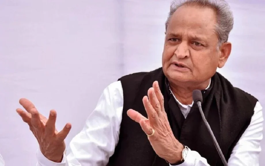 काठमांडू में फंसे राजस्थान के यात्रियों को लेकर Gehlot ने सरकार से की ये मांग