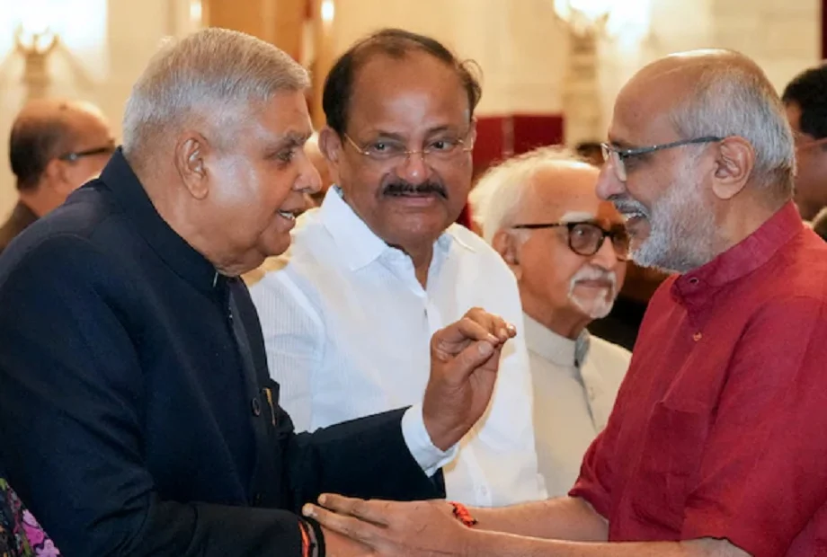 Radhakrishnan बने देश के 15वें उपराष्ट्रपति, इस्तीफे के बाद पहली बार नजर आए जगदीप धनखड़ 