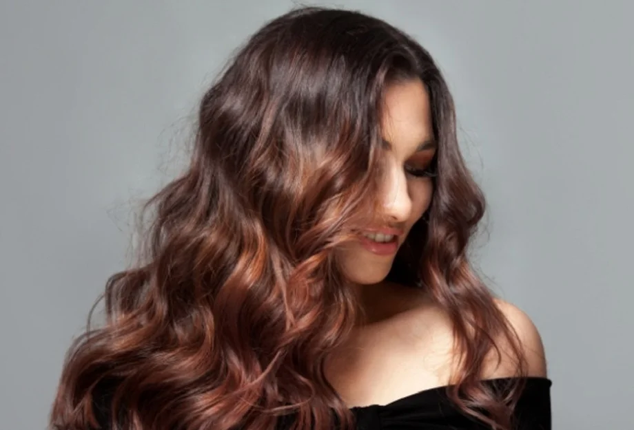 Hair Care Tips: बालों से जुड़ी कई प्रकार की परेशानियां दूर कर देता है ये तेल, इस प्रकार करें उपयोग
