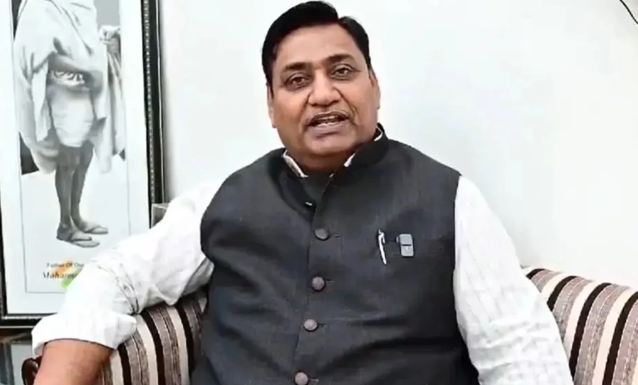 किताब से मानगढ़ धाम पाठ हटाने पर Dotasra ने कसा तंज, कहा- क्या भाजपा सरकार हमारे बच्चों को आरएसएस के माफीवीरों…