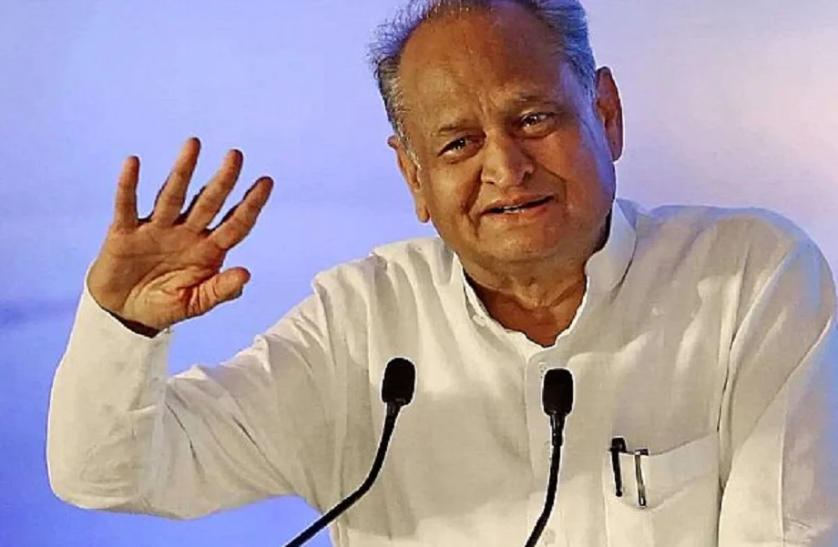 जब से भाजपा सरकार में आई है तब से आदिवासियों के योगदान को हर जगह कमतर दिखाने का प्रयास करती रही है: Gehlot