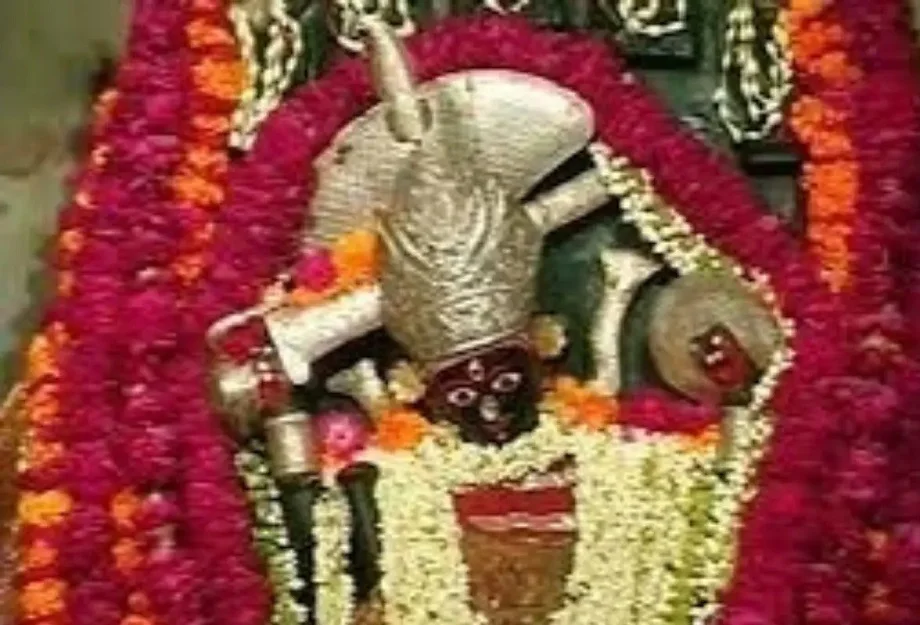 Travel Tips: दुनिया में प्रसिद्ध है जयपुर का शिला देवी मंदिर, माता के आशीर्वाद से राजा मानसिंह ने जीते थे बड़ी संख्या में युद्ध