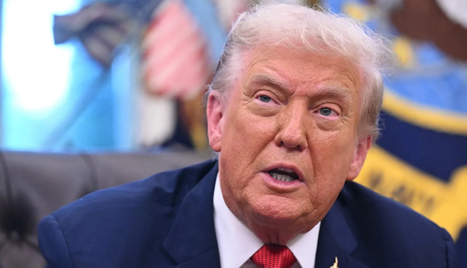 Donald Trump का एक और बड़ा फैसला, अब विदेशी दवाओं पर लगा दिया है 100 फीसदी टैरिफ