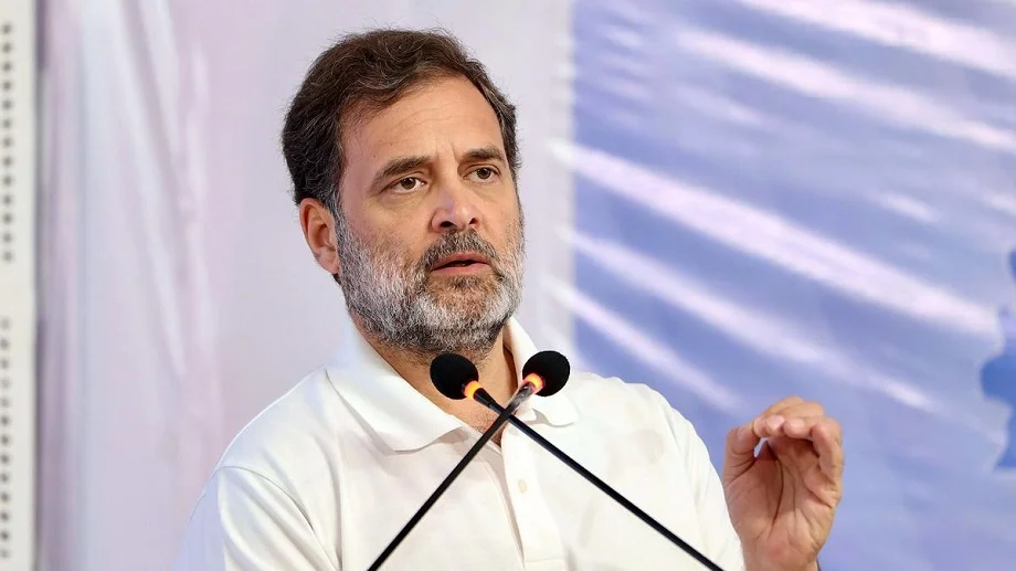 Rahul Gandhi:  कांग्रेस नेता राहुल गांधी को जान से मारने की धमकी, BJP प्रवक्ता ने TV पर कहा सीने ने मार दी जाएगी गोली