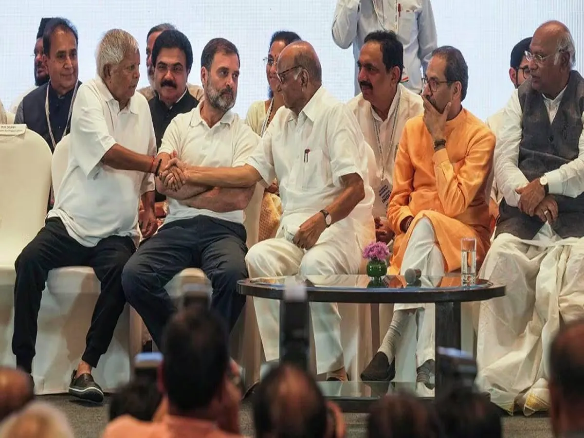 INDIA Alliance: विपक्षी गठबंधन इंडिया ब्लॉक की अहम बैठक आज, ईसी के खिलाफ बनेगी रणनीति, अखिलेश नहीं होंगे शामिल | Parmarth TV
