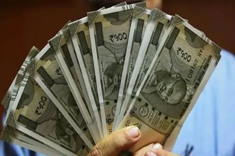 Diwali Bonus: केंद्रीय कर्मचारियों को मिलेगा दीपावली बोनस, जाने कितने पैसे  आएंगे जेब में