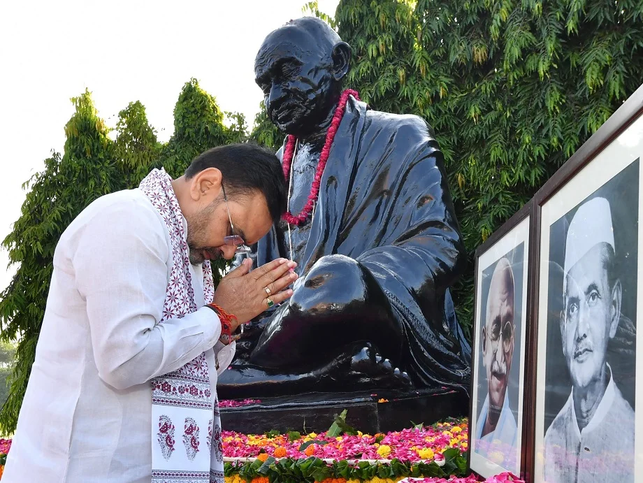 जयंती पर मुख्यमंत्री Bhajanlal Sharma ने महात्मा गांधी और लाल बहादुर शास्त्री को किया नमन
