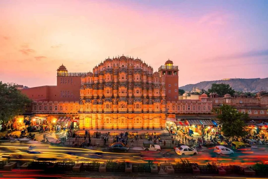 Travel Tips:  अक्टूबर के महीने में आप भी कर सकते हैं इन दो अच्छी जगहों की सैर, आ जाएगा आनंद