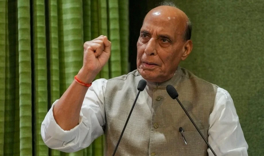 Rajnath ने पाक को दी चेतावनी, कहा- सर क्रीक क्षेत्र में किसी भी दुस्साहस का ऐसा निर्णायक जवाब…