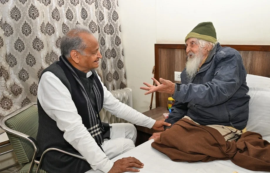 Rajasthan: पूर्व विधानसभा अध्यक्ष गिर्राज प्रसाद तिवारी का 105 वर्ष की उम्र में निधन, भजनलाल और गहलोत ने प्रकट किया दुख