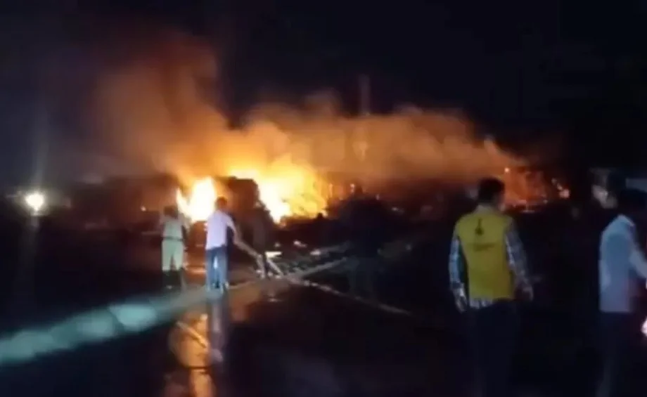 Rajasthan:  जयपुर-अजमेर हाईवे पर एक के बाद एक फटे 200 एलपीजी सिलेंडर, एक व्यक्ति की मौत, थैले में ले जाना पड़ा शव