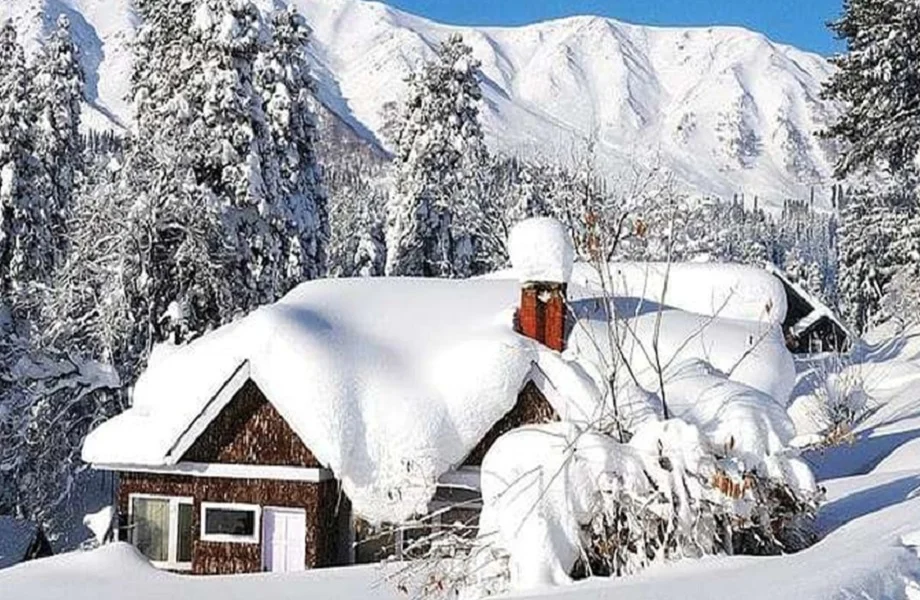 Travel Tips: सर्दी के मौसम में गुलमर्ग की पार्टनर के साथ करें सैर, इस कारण यादगार बन जाएगा टूर