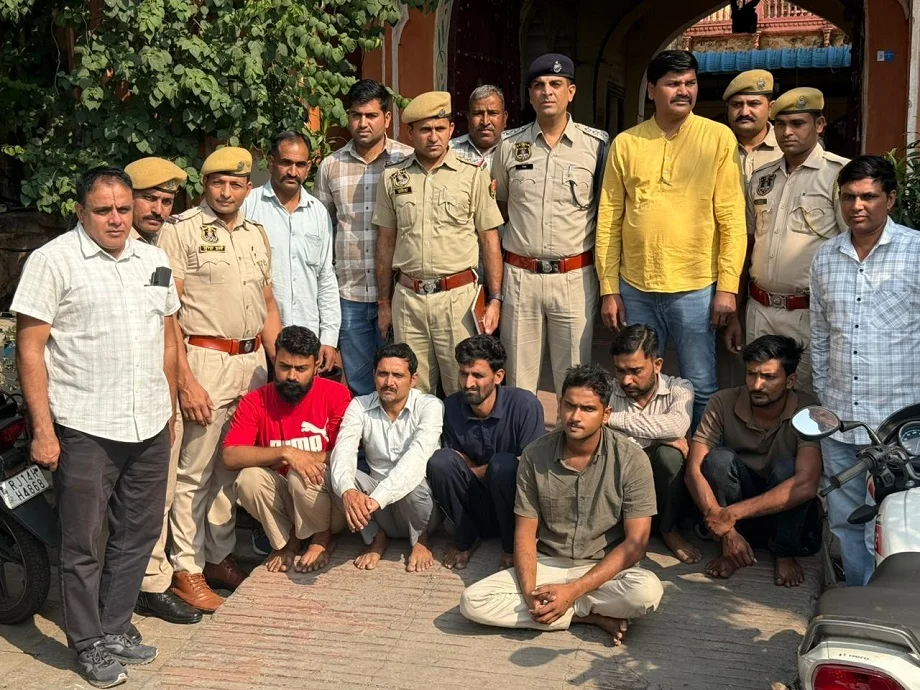 Jaipur: घर का भेदी लंका ढाए, माणक चौक पुलिस ने  इस प्रकार कसा  चोरी के आरोपियों पर शिकंजा, देखें वीडियो