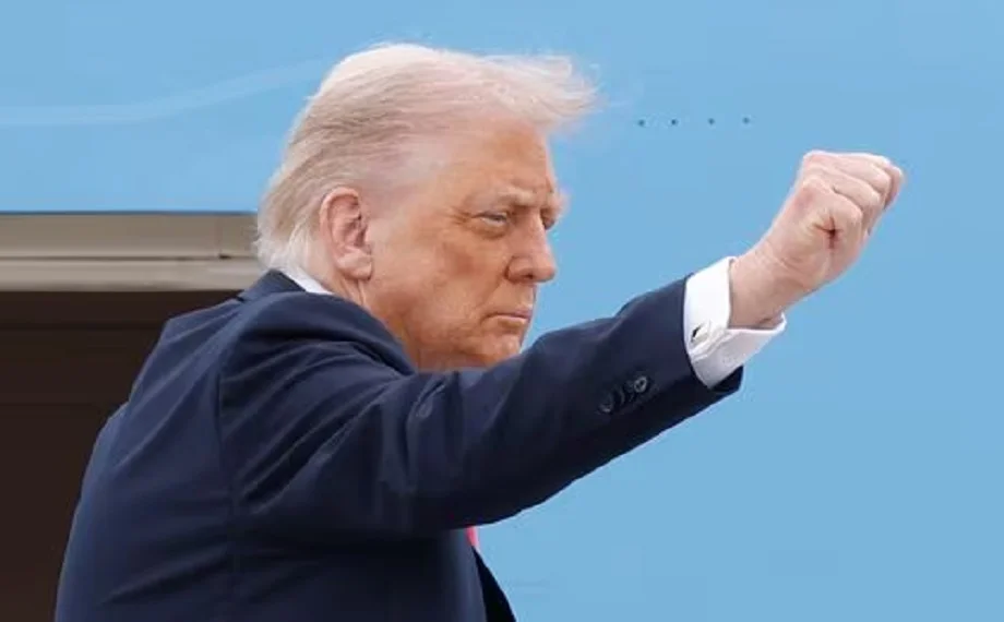 Donald Trump ने फिर से दे दी है हमास को चेतावनी, कहा- अगर गाजा में हिंसा जारी रही तो अमेरिका…
