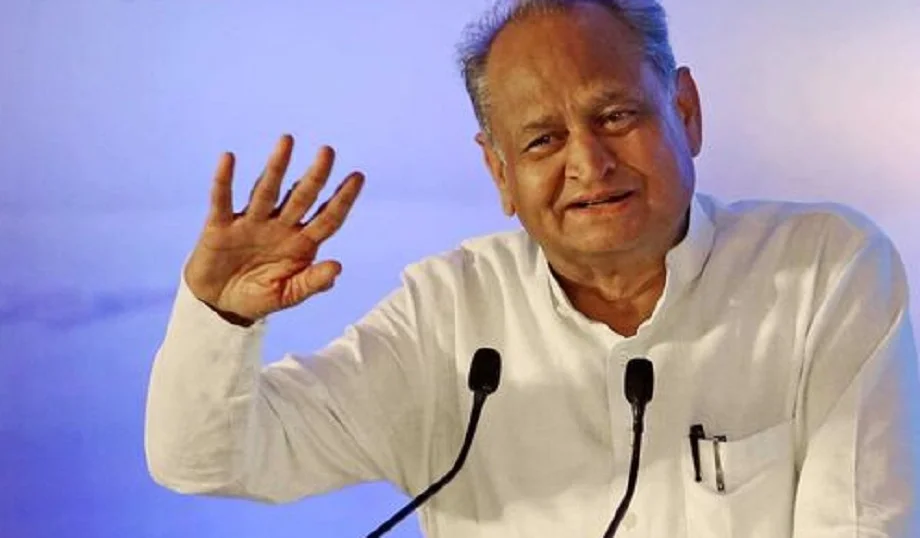 अहमदाबाद एयर इंडिया विमान हादसे को लेकर अब Ashok Gehlot ने दिया ये बयान