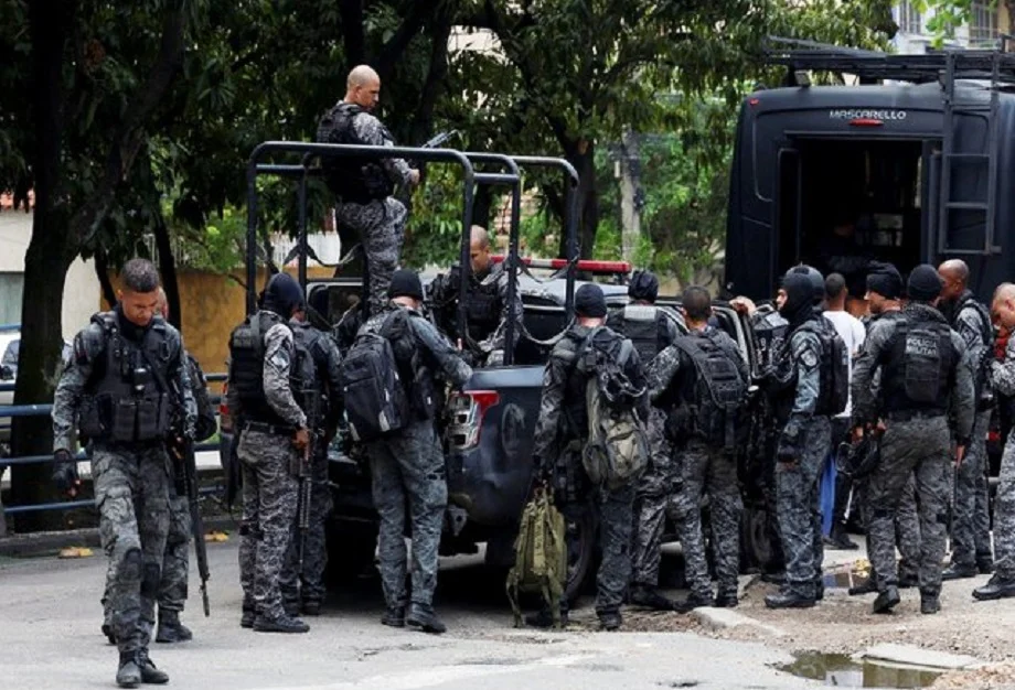 Brazil: पुलिस और तस्कर गिरोह के सदस्यों के बीच हुई गोलीबारी, 64 लोगों की मौत