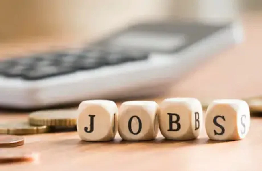 Government Jobs: सेबी की इस भर्ती के लिए आज से किए जा सकते हैं आवेदन, इनके पास है अच्छा मौका
