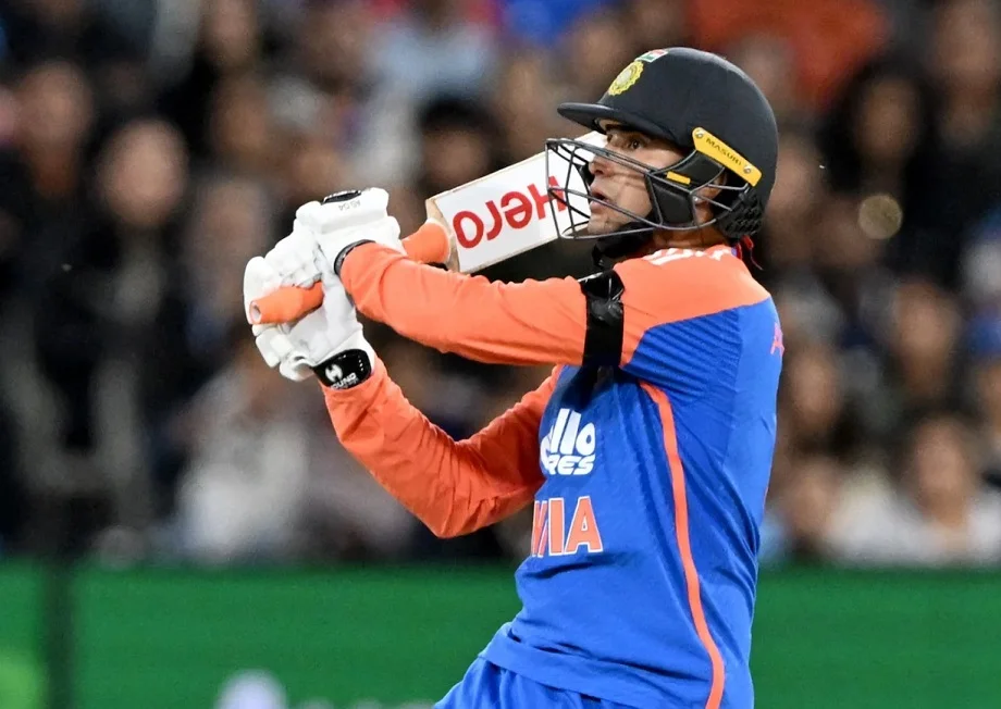  IND vs AUS: अभिषेक शर्मा ने लगाया तूफानी अर्धशतक,  खेली केवल इतनी सी गेंदें