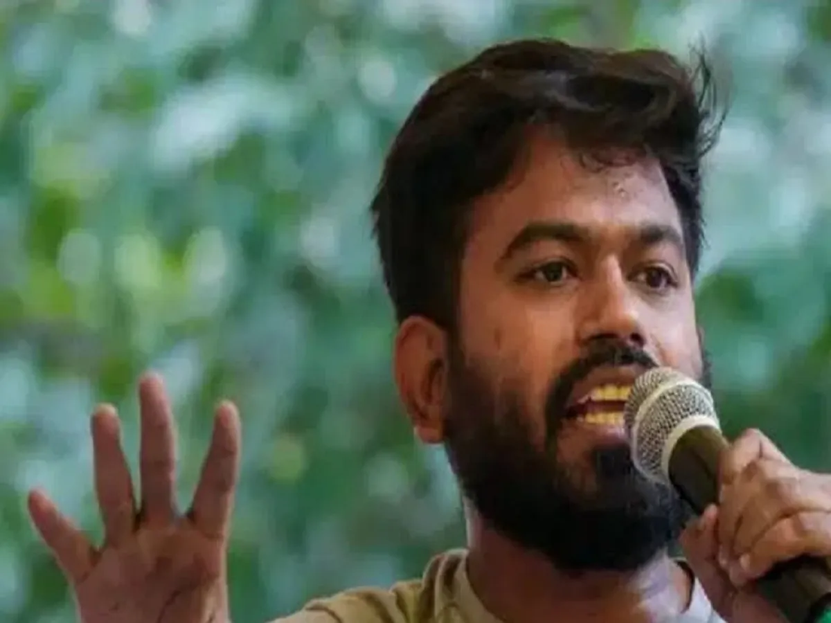 ‘लहरा दो तिरंगा’रैली से पहले पुलिस ने सीजेपी फाउंडर अभिजीत दीपके को थमाया प्रदर्शन नहीं करने का नोटिस | Parmarth TV ‘लहरा दो तिरंगा’रैली से पहले पुलिस ने सीजेपी फाउंडर अभिजीत दीपके को थमाया प्रदर्शन नहीं करने का नोटिस | Parmarth TV