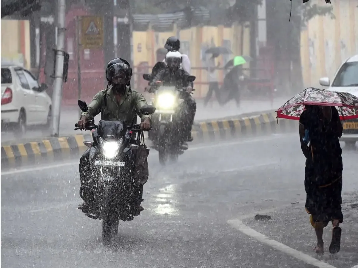 National Weather Forecast: देश के 9 राज्यों में भारी बारिश और आंधी की चेतावनी, राजस्थान में ऐसा रहेगा मौसम | Parmarth TV