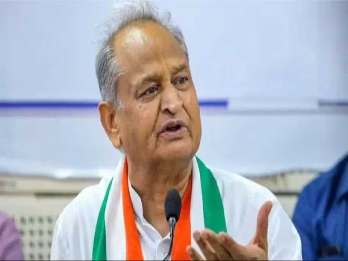 Rajasthan: पूर्व सीएम गहलोत का भाजपा पर निशाना, निकाय चुनावों में पुलिस प्रशासन के दुरुपयोग और परिसीमन में धांधली के लगाए आरोप | Parmarth TV
