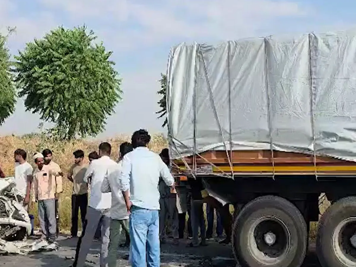 Rajasthan: चूरू में दर्दनाक हादसा, एक ही परिवार के 5 सदस्यों सहित 6 की मौत | Parmarth TV