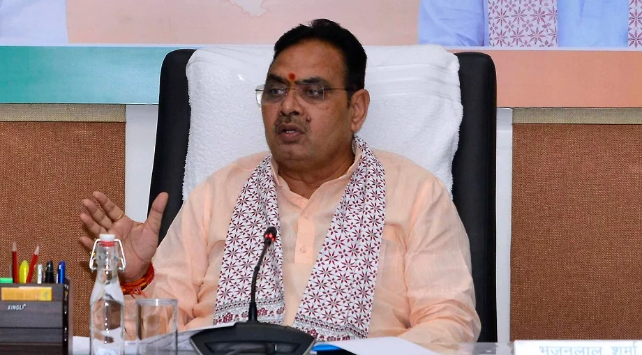 Rajasthan: शराब पीकर वाहन चलाने वालों का लाइसेंस होगा निरस्त, अवैध ढाबों पर होगी कार्रवाई, सीएम ने दिए ये निर्देश