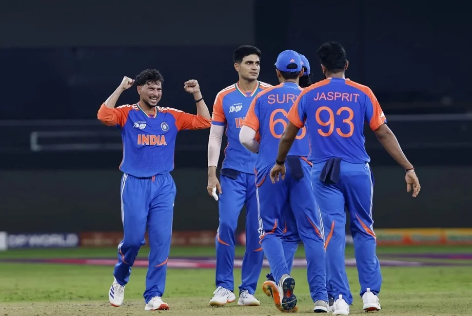 IND vs AUS: अचानक भारत रवाना हुआ ये स्टार गेंदबाज, किसी को नहीं थी ऐसी उम्मीद
