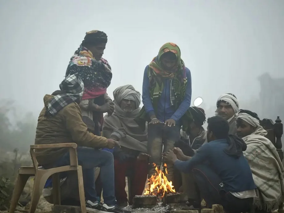 Rajasthan weather update: प्रदेश के चार जिलों के लिए जारी हुआ है शीतलहर का अलर्ट, ऐसा रहेगा मौसम