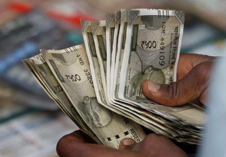 Government Scheme: पब्लिक प्रोविडेंट फंड स्कीम में हर महीने करें इतना निवेश, मिलेगी इतनी मोटी राशि