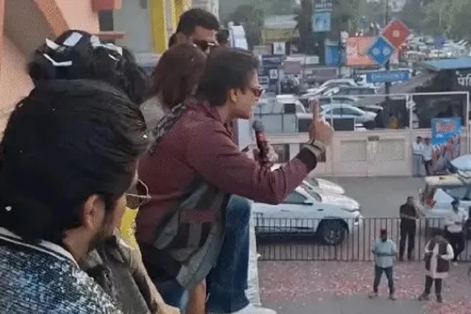 गुलाबी नगर आई फिल्म मस्ती 4 की स्टारकास्ट, विवेक ओबेरॉय ने कहा-  Jaipur से भावनात्मक रिश्ता रहा है