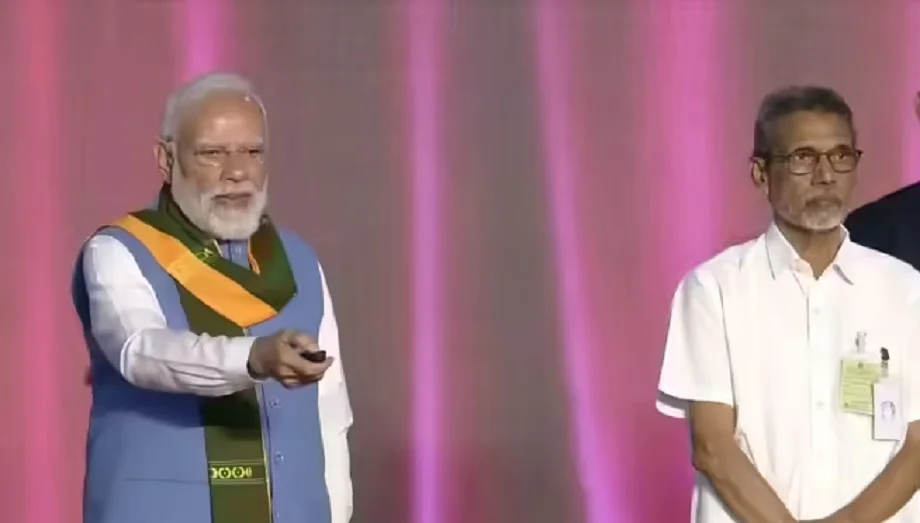 PM Kisan Yojana: पीएम मोदी ने जारी कर दी है 21वीं किस्त, इतने करोड़ किसानों को मिली सौगात