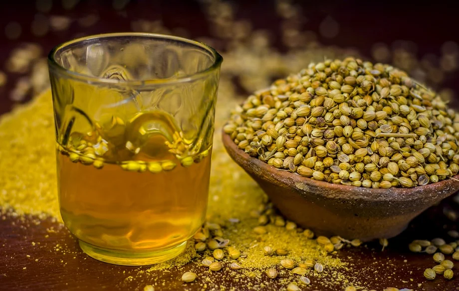 Health Tips:  सेहत के लिए बहुत ही लाभकारी होता है धनिया पानी, खाली पेट पीने से मिलते हैं ये गजब के फायदे