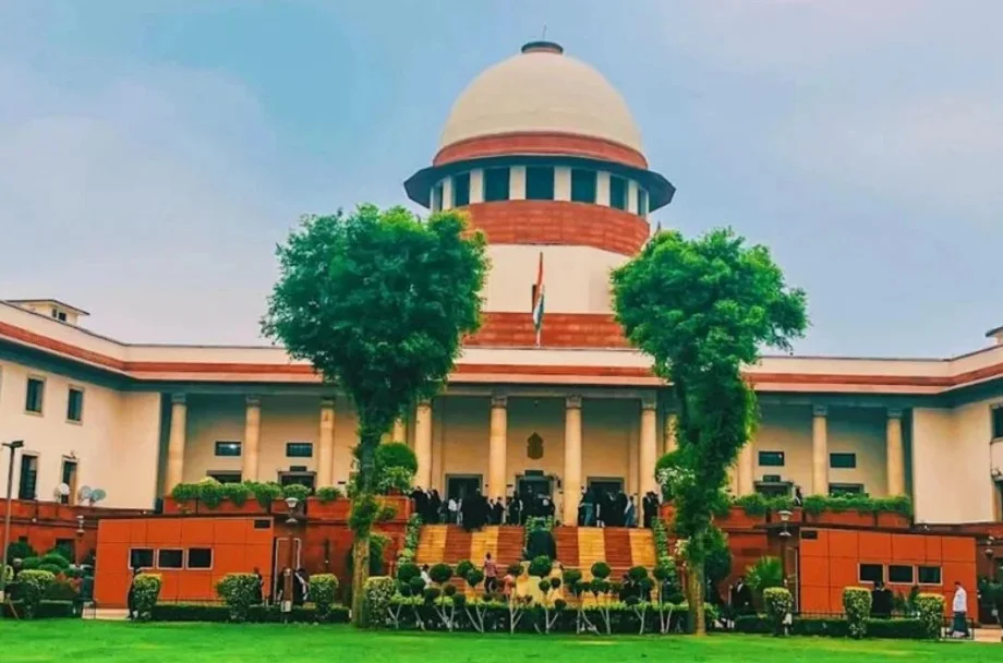 राज्यपाल की बिल मंजूरी की समय सीमा तय करने वाली याचिकाओं पर Supreme Court ने सुनाया ये फैसला