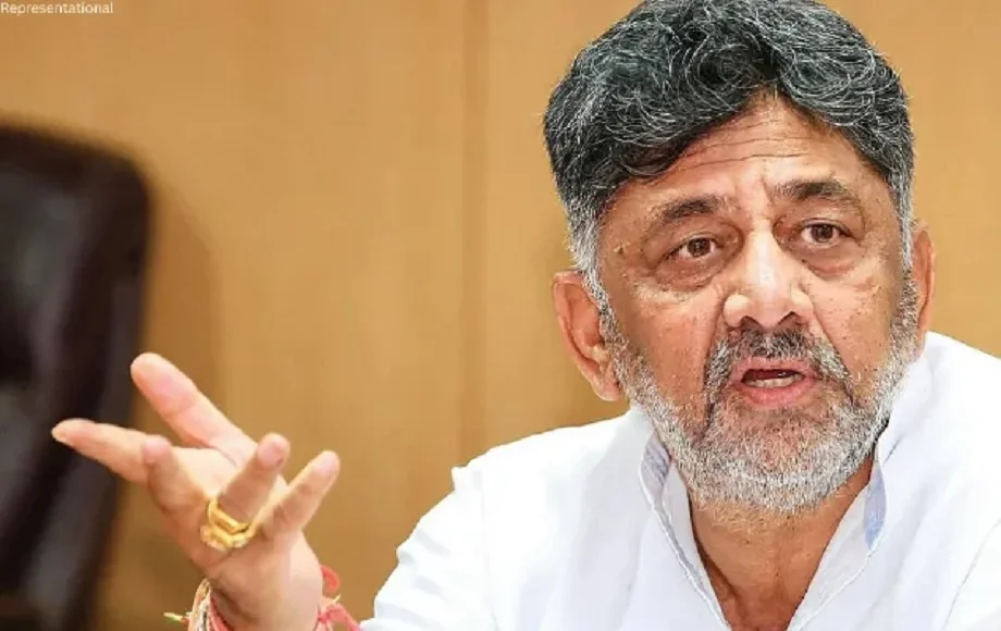 Karnataka में सियासी उठापटक, डीके शिवकुमार खेमे के दस कांग्रेस विधायकों ने अब कर दी है ये मांग