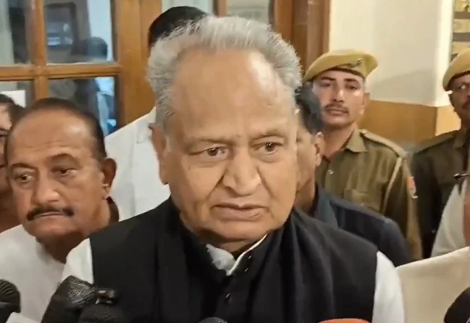 SIR को लेकर अशोक गहलोत का बड़ा बयान, कहा- मेरी दृष्टि में प्रारंभ से ही चुनाव आयोग…