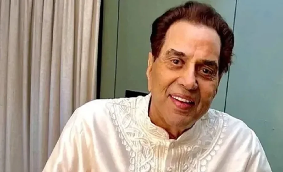 Bollywood के हीमैन धर्मेंद्र का 89 साल की उम्र में निधन, फिल्मी जगत में छाया मातम