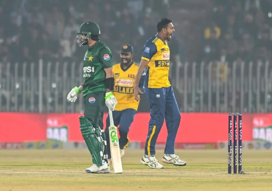 T20I Tri-Series: पाकिस्तान के पूर्व कप्तान बाबर आजम के नाम दर्ज हुआ ये शर्मनाक रिकॉर्ड