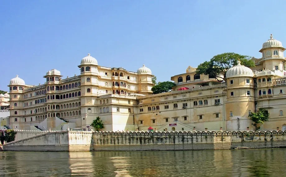Travel Tips: डेस्टिनेशन वेडिंग के लिए शानदार हैं राजस्थान के ये दो शहर, कर लें तय