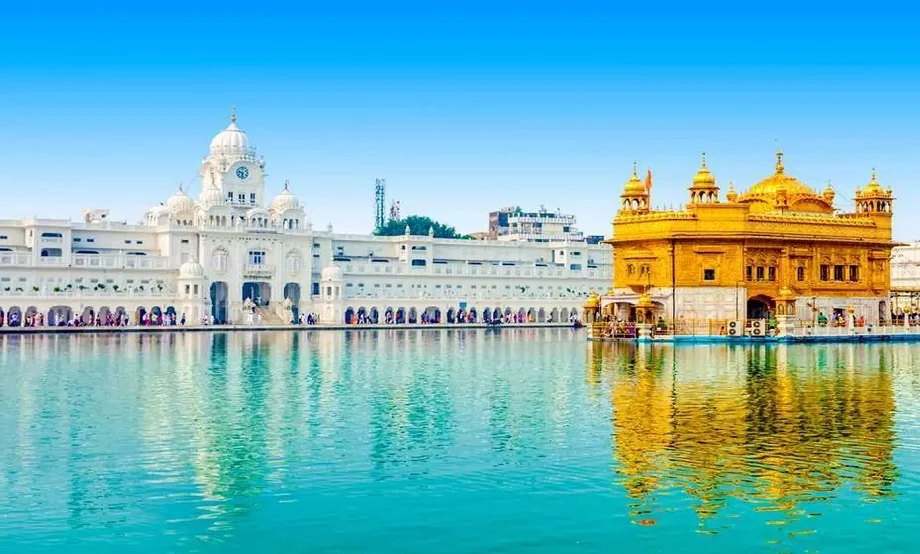 Travel Tips: सर्दी के मौसम में बना लें अमृतसर घूमने का प्लान, इस कारण यादगार बन जाएगा टूर