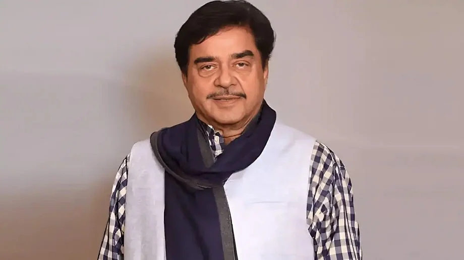 Shatrughan Sinha: जया बच्चन की पैप्स की आलोचना के बाद अब शत्रुघ्न सिन्हा ने कहा आप भी अच्छे कपड़े पहनते हैं...